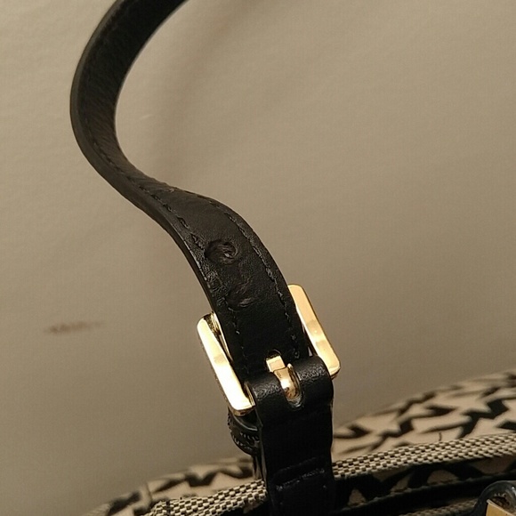 ❌SOLD❌  Michael Kors Jet Set E/W Tote - Picture 2 of 8